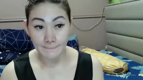 Snapshot of miss_zephyr chatting on 02-02-26, 09:08 HOT MOMMY ZEPHYR online show from 02-02-26, 09:08