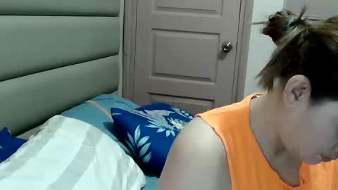 HOT MOMMY ZEPHYR online show from 03-06-26, 12:40
