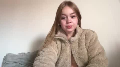 Ameliahs online show from 11-01-25, 12:29