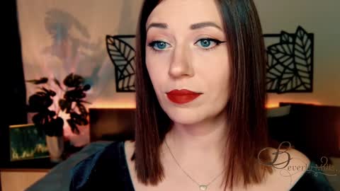 The divine Beverly online show from 12-14-24, 04:42