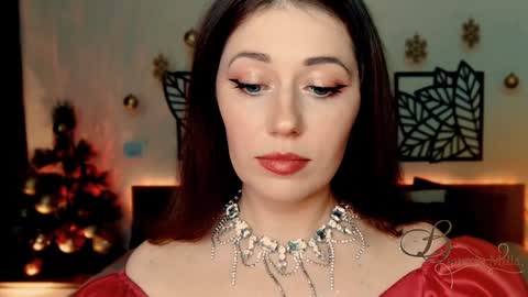 The divine Beverly online show from 12-25-24, 11:22