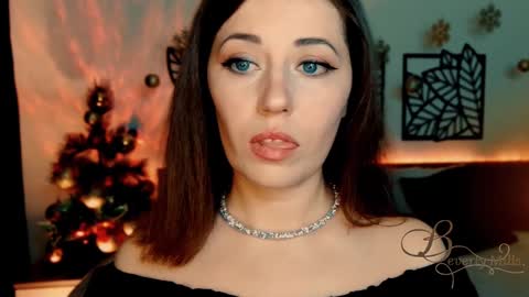 The divine Beverly online show from 12-28-24, 06:08