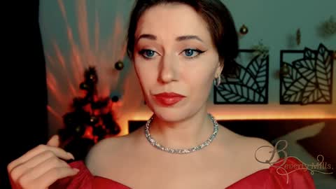 The divine Beverly online show from 01-04-25, 03:17