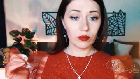 The divine Beverly online show from 02-16-25, 09:59