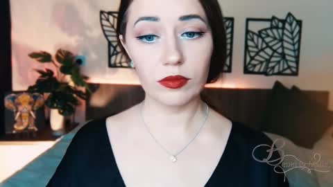 The divine Beverly online show from 02-21-25, 10:50