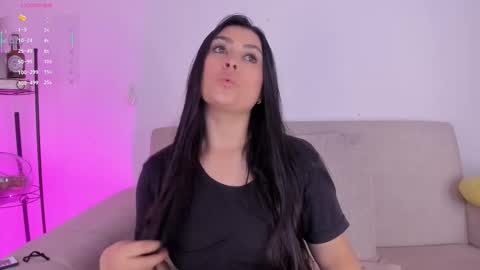 Bianca Torres online show from 10-29-25, 01:24