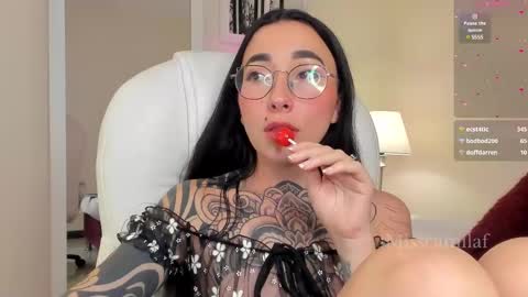 Camila Flores online show from 03-05-25, 03:29