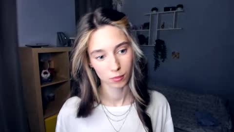 Shelley online show from 09-09-25, 07:19