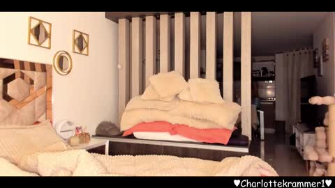 Snapshot of misscharlottek chatting on 02-17-25, 04:42 Charlotte independent model online show from 02-17-25, 04:42