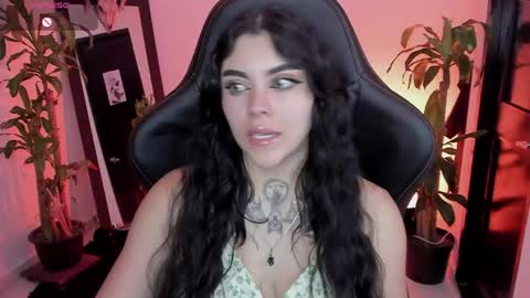 Missy Charlottte.  Hey remember to give me a thumbs up ty online show from 04-01-26, 03:29