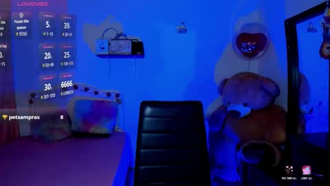 Snapshot of misschelsea01 chatting on 10-29-25, 08:21 Chelsea online show from 10-29-25, 08:21