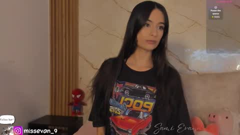 Sami Evan online show from 11-21-25, 01:21