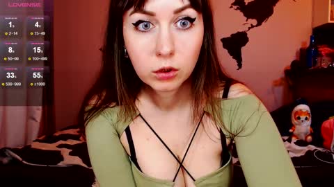 Snapshot of missgenevaonceagain chatting on 03-09-25, 10:08 G online show from 03-09-25, 10:08