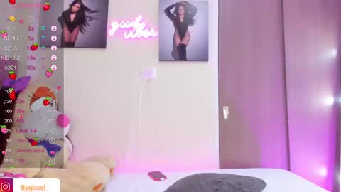 Gisell   Gigi online show from 02-25-25, 02:44