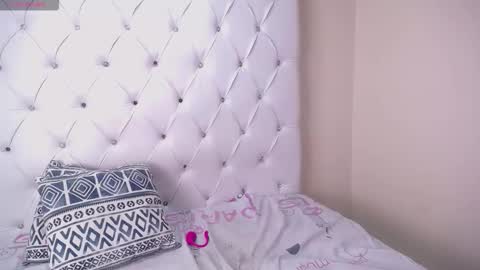 Danna online show from 12-17-25, 10:27