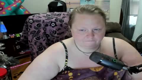 Snapshot of misskimberbbw chatting on 11-16-25, 07:30 MissKimberBBW online show from 11-16-25, 07:30