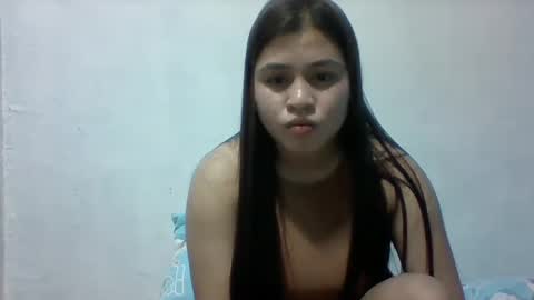 Snapshot of misskitty2xxx chatting on 03-09-25, 09:46 Merry online show from 03-09-25, 09:46