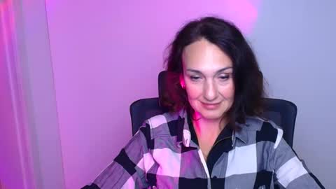 Snapshot of misskristyyy chatting on 09-25-25, 07:23 Christina online show from 09-25-25, 07:23