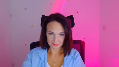 Snapshot of misskristyyy chatting on 10-04-25, 11:19 Christina online show from 10-04-25, 11:19