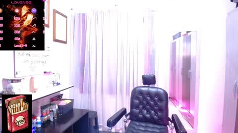 Snapshot of misslana_wn chatting on 09-17-25, 02:24 LanaLul online show from 09-17-25, 02:24