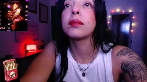 Snapshot of misslana_wn chatting on 11-17-25, 05:13 LanaLul online show from 11-17-25, 05:13