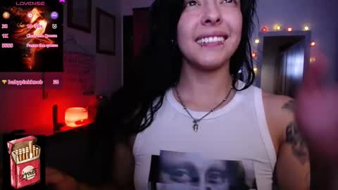 Snapshot of misslana_wn chatting on 12-17-25, 04:29 LanaLul online show from 12-17-25, 04:29