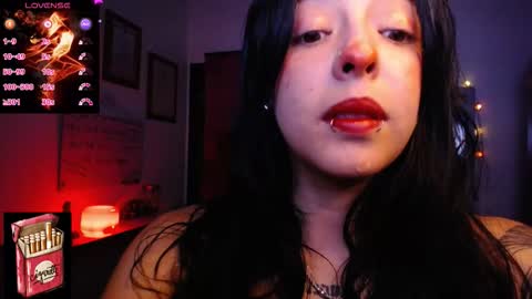 Snapshot of misslana_wn chatting on 12-19-25, 04:52 LanaLul online show from 12-19-25, 04:52