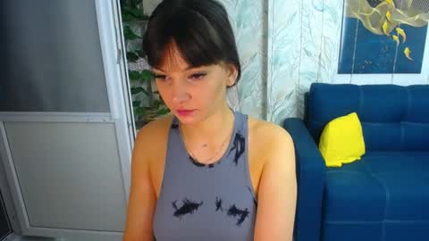 MissLaura online show from 12-01-25, 05:45