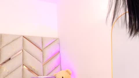 Snapshot of misslilith69 chatting on 09-27-25, 02:33 lyly  independient model online show from 09-27-25, 02:33