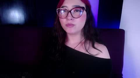 Snapshot of missloise chatting on 12-29-24, 03:46 Miss Loise online show from 12-29-24, 03:46