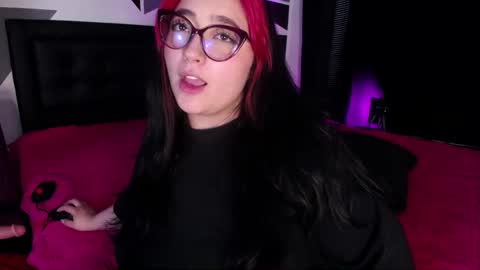 Snapshot of missloise chatting on 02-13-25, 07:21 Miss Loise online show from 02-13-25, 07:21