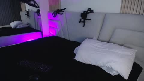 Snapshot of missloise chatting on 11-03-25, 04:25 Miss Loise online show from 11-03-25, 04:25