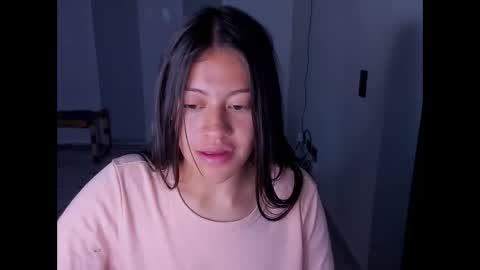 missloren333 online show from 09-16-25, 11:17