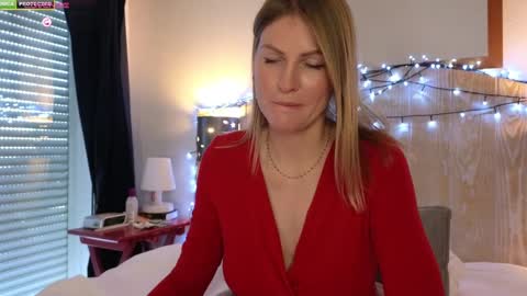 Misslucci online show from 12-26-24, 11:10