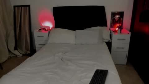 Snapshot of misslucye_robbie chatting on 09-14-25, 02:11 Lucye Robbie online show from 09-14-25, 02:11