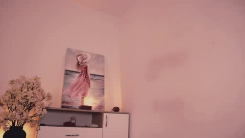 Lullu online show from 09-13-25, 04:23