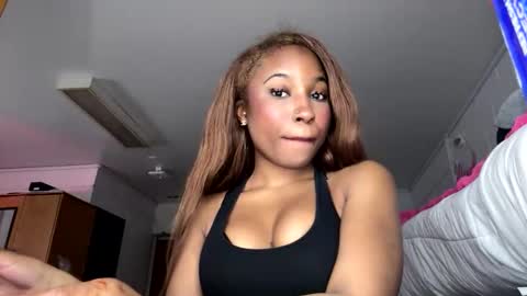 missmarimac online show from 02-26-26, 09:58