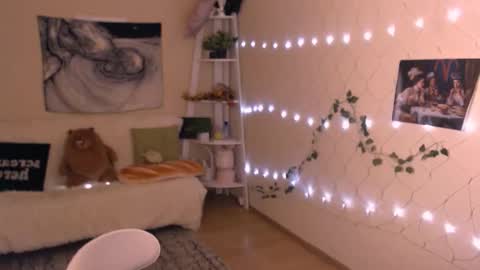 Li  online show from 12-05-25, 03:09