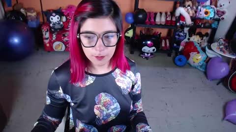 Miss Mia online show from 09-16-25, 02:51