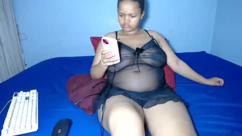 mimmi online show from 09-27-25, 07:35