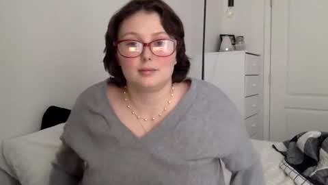 missmistressmal online show from 12-17-25, 03:18