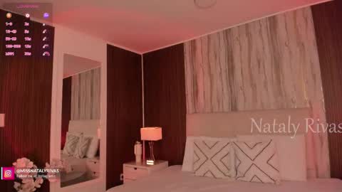 Snapshot of missnataly_ chatting on 11-10-25, 09:58 Nataly Rivas online show from 11-10-25, 09:58