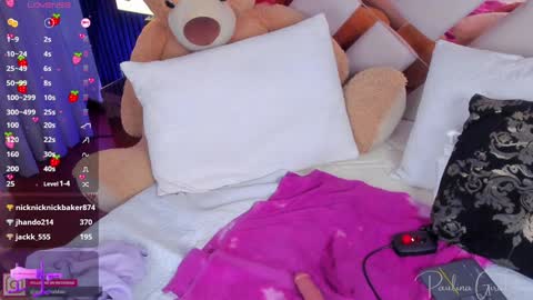 Snapshot of misspaulina__ chatting on 12-07-24, 05:26 Pau Giraldo online show from 12-07-24, 05:26