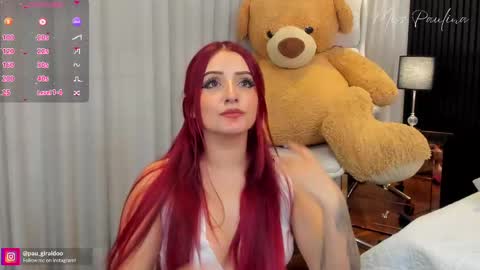 Snapshot of misspaulina__ chatting on 02-13-25, 05:58 Pau Giraldo online show from 02-13-25, 05:58