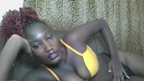 Snapshot of missprettygal chatting on 02-26-26, 06:18 pretty gal online show from 02-26-26, 06:18