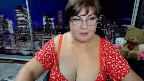 Snapshot of missritabella chatting on 10-25-25, 05:08 Rita online show from 10-25-25, 05:08