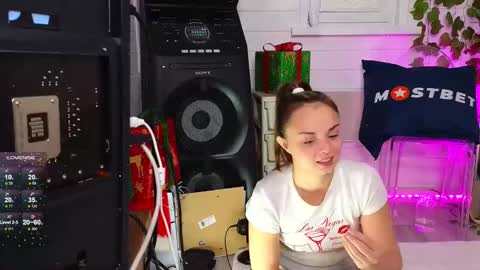 Snapshot of misss_viki chatting on 01-09-25, 02:40 . online show from 01-09-25, 02:40