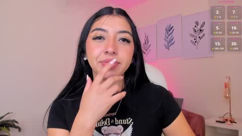 Mafe Jimenez online show from 01-13-25, 02:28