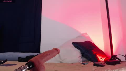 IG MISSVENUSS1 online show from 02-17-25, 01:10