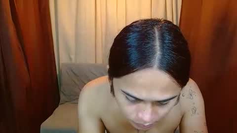 Snapshot of missviolet11 chatting on 10-06-25, 07:28 SweetViolet online show from 10-06-25, 07:28